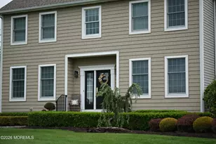 203 Holmes Mill Rd, Cream Ridge, NJ 08514 - Photo 2