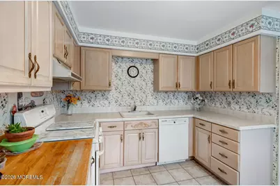 1078 Treasure Avenue, Manahawkin, NJ 08050 - Photo 6