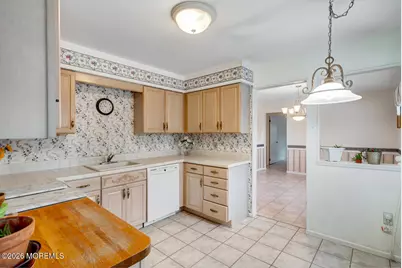 1078 Treasure Avenue, Manahawkin, NJ 08050 - Photo 4
