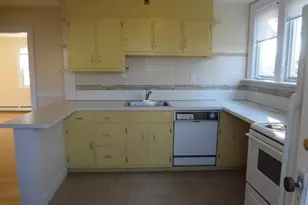 1080 Pine Ave, Union Township, NJ 07083 - Photo 10