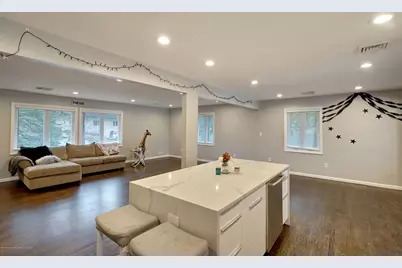 181 Larchwood Avenue, Oakhurst, NJ 07755 - Photo 10