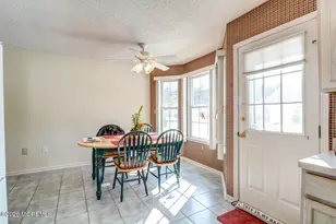 564 Waterford Dr, Manchester Township, NJ 08759 - Photo 2