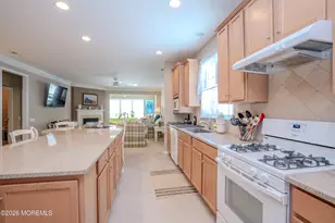 45 Aberdeen Ln, Manchester Township, NJ 08759 - Photo 6