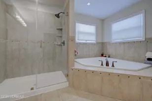 8 Landmark Ln, Marlboro Township, NJ 07746 - Photo 22