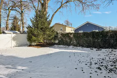66 Pacific Boulevard, Keyport, NJ 07735 - Photo 16