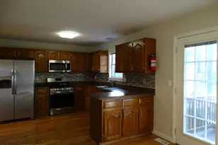 540 Davids Ct, Lakewood, NJ 08701 - Photo 4