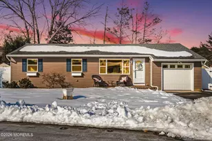 98 Oak Tree Ln, Toms River Township, NJ 08753 - Photo 1