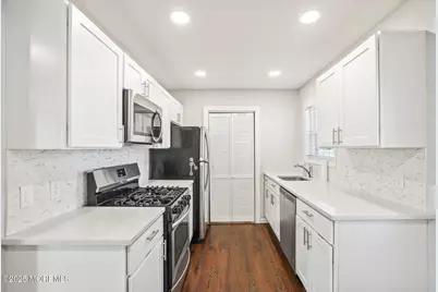 222 Elmwood Court, Brick, NJ 08723 - Photo 8