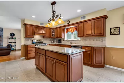 15 E Scarlet Oak Court, Jackson, NJ 08527 - Photo 16