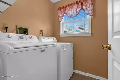 15 E Scarlet Oak Court, Jackson, NJ 08527 - Photo 36