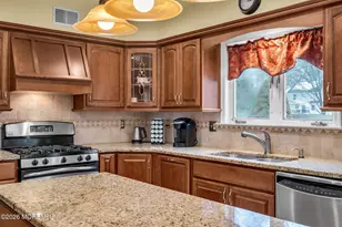 15 E Scarlet Oak Ct, Jackson, NJ 08527 - Photo 12