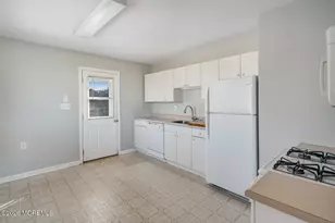 2402 - R Central Ave, Barnegat Light, NJ 08006 - Photo 8