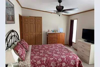 8 Baltimore Avenue, Manahawkin, NJ 08050 - Photo 6