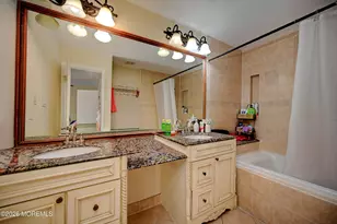 22 Borelle Square, Sayreville, NJ 08859 - Photo 16