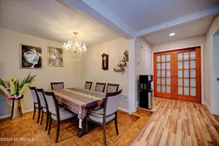 22 Borelle Square, Sayreville, NJ 08859 - Photo 8