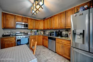 22 Borelle Square, Sayreville, NJ 08859 - Photo 10