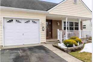 5 Prince Charles Dr, Toms River Township, NJ 08757 - Photo 1