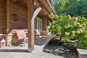 5 Ironwood Ct, Jackson, NJ 08527 - Photo 2