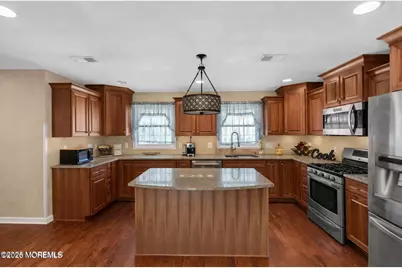 237 Rodman Court, Eatontown, NJ 07724 - Photo 10