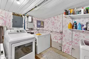 608 Wayside Rd, Neptune Township, NJ 07753 - Photo 30