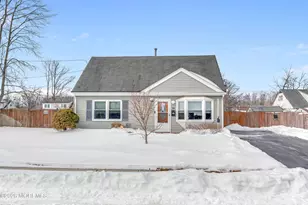 18 Cedar Ave, Hazlet Township, NJ 07730 - Photo 1