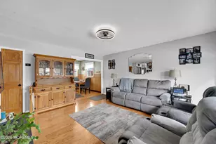 18 Cedar Ave, Hazlet Township, NJ 07730 - Photo 4