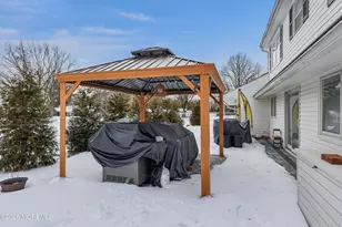 46 Winchester Dr, Freehold, NJ 07728 - Photo 36