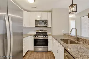 33 Jockey Ln, Tinton Falls, NJ 07753 - Photo 10