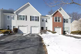 42 Pennsbury Way, East Brunswick Township, NJ 08816 - Photo 2