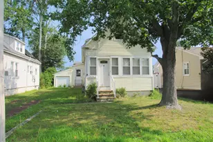 521 E Point Pleasant Ave, Ocean Gate, NJ 08740 - Photo 2