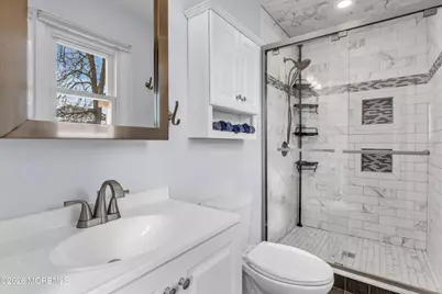 9 Ivy Place, Howell Township, NJ 07731 - Photo 4