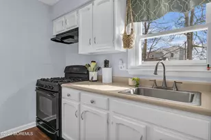 9 Ivy Pl, Howell Township, NJ 07731 - Photo 20