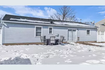 9 Ivy Place, Howell Township, NJ 07731 - Photo 8