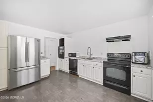 59 Sunnyside Rd, Howell Township, NJ 07731 - Photo 10