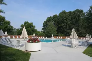 83 Bradford Ct, Aberdeen Township, NJ 07747 - Photo 2