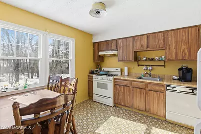 15 Standish Drive, Howell Township, NJ 07731 - Photo 6