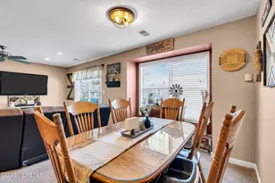 402 Brookview Ct, Howell Township, NJ 07731 - Photo 8