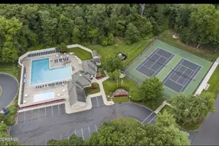 402 Brookview Ct, Howell Township, NJ 07731 - Photo 20