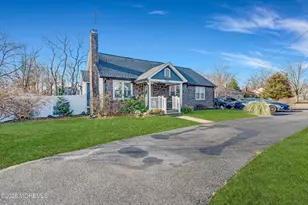 216 Wall St, Eatontown, NJ 07724 - Photo 14