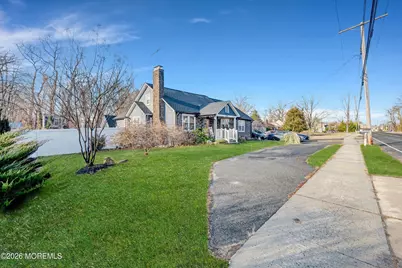 216 Wall Street, Eatontown, NJ 07724 - Photo 16