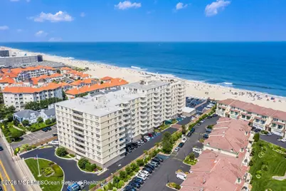 675 Ocean Avenue #4I, Long Branch, NJ 07740 - Photo 2