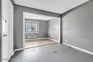 22 Pershing Ln, Sicklerville, NJ 08081 - Photo 8