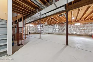 8 Patton Ct, Manalapan Township, NJ 07726 - Photo 18