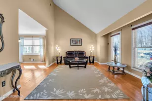 15 Walnut Ct, Matawan, NJ 07747 - Photo 4