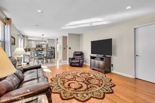 15 Walnut Ct, Matawan, NJ 07747 - Photo 12