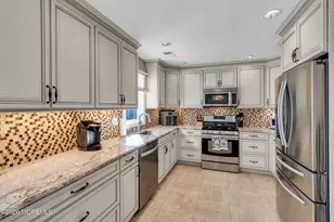 15 Walnut Ct, Matawan, NJ 07747 - Photo 6