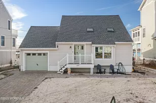 1407 Hilo Bay Dr, Forked River, NJ 08731 - Photo 4