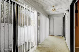 239 Medford Ct, Manalapan Township, NJ 07726 - Photo 20