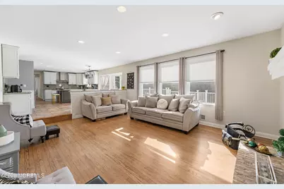 8 Tamar Court, Manalapan Township, NJ 07726 - Photo 12