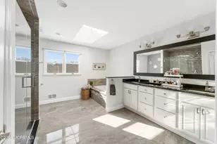 8 Tamar Ct, Manalapan Township, NJ 07726 - Photo 16